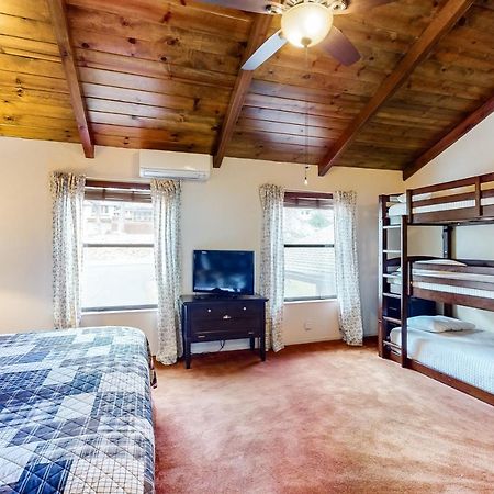 Creekside Cabin โกรฟแลนด์ ภายนอก รูปภาพ